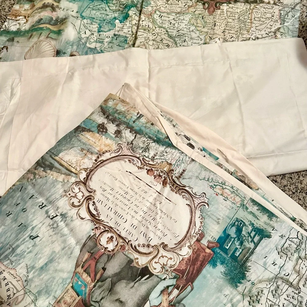 Pottery Barn World Map Duvet Cover & Shams. Blue and Cream King/CAL King